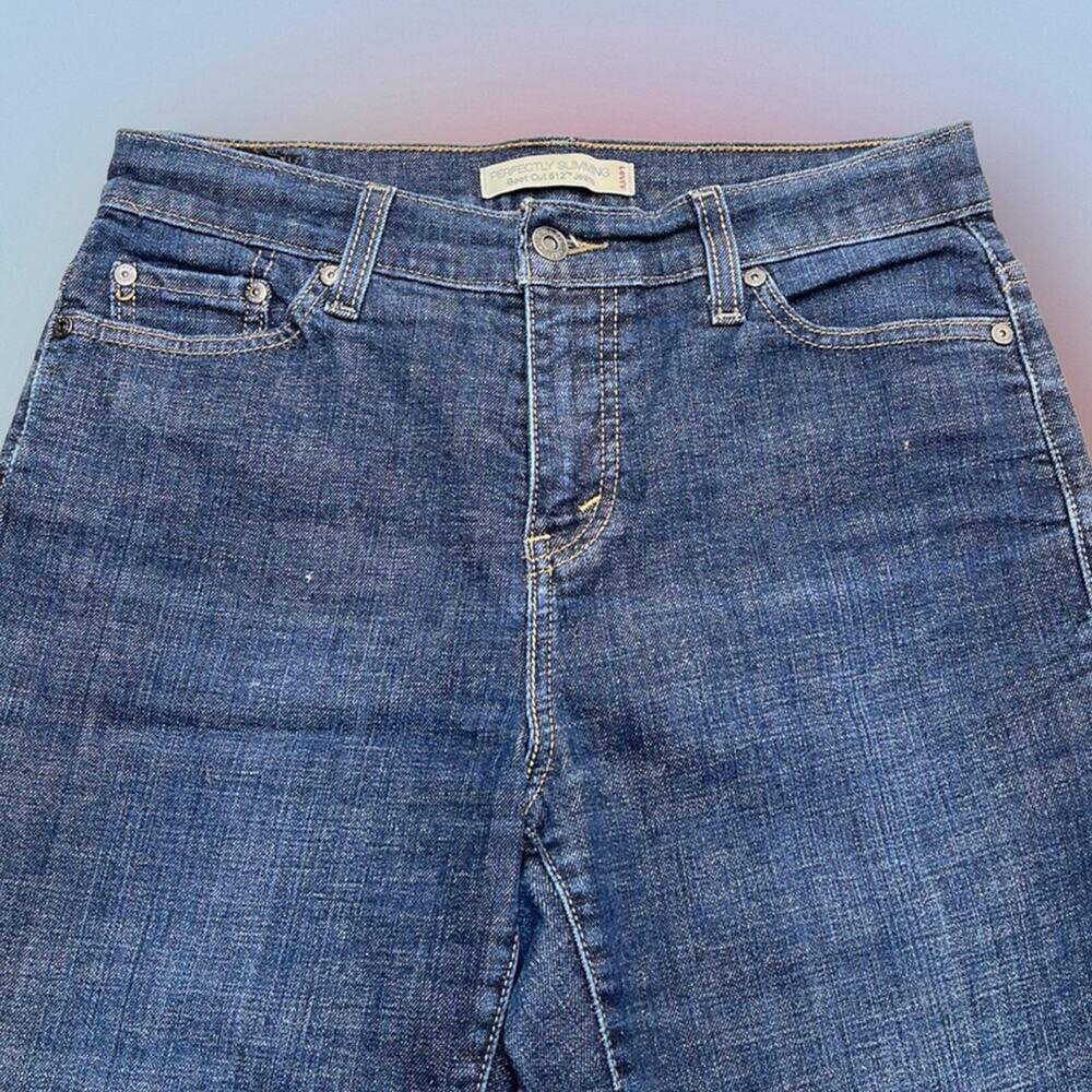 LEVI’S 512 Women’s 8 Perfectly Slimming Bootcut Blue Jeans